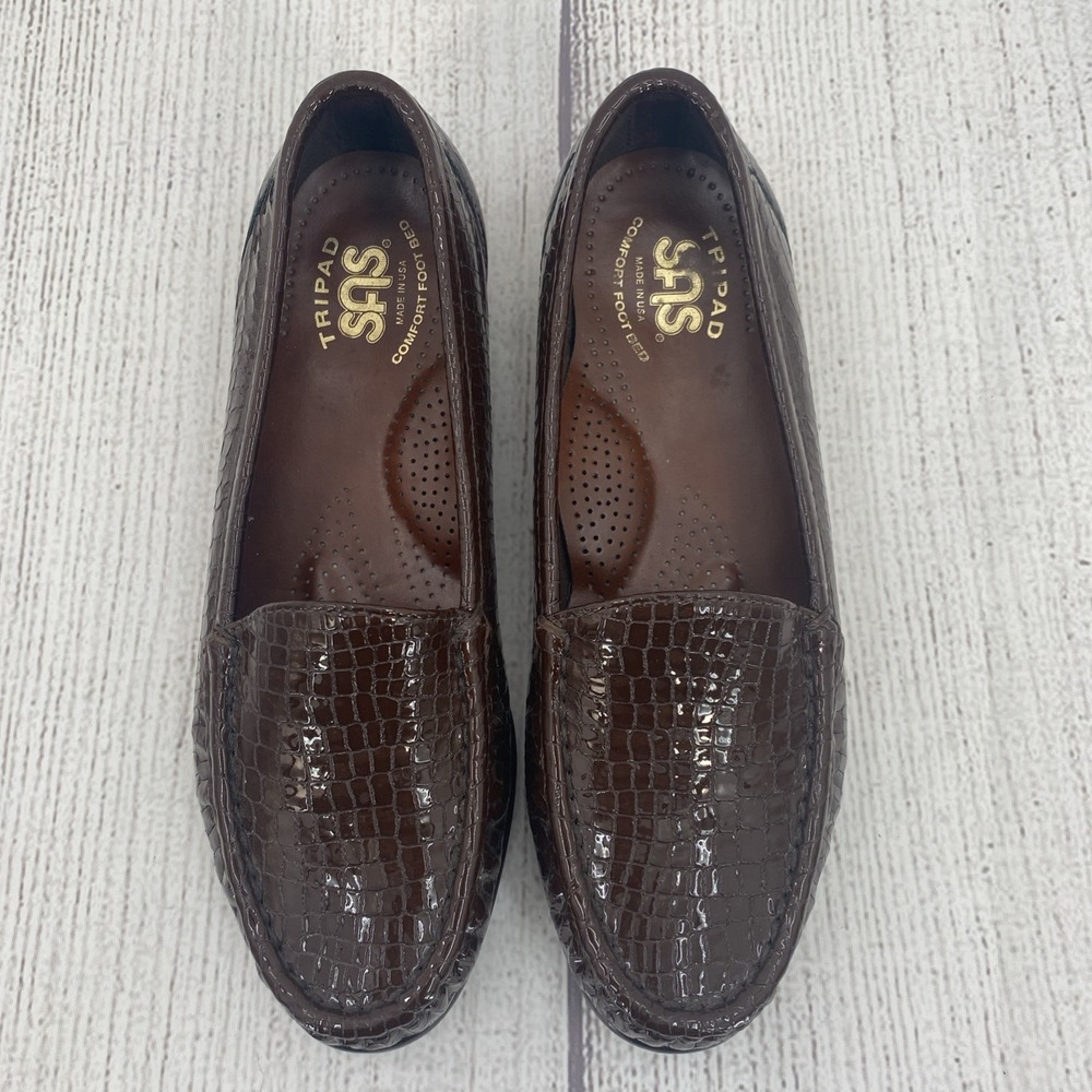 SAS Simplify Shoes Womens 6 Brown Croc Patent Loafers Slip On Tripad Comfort USA